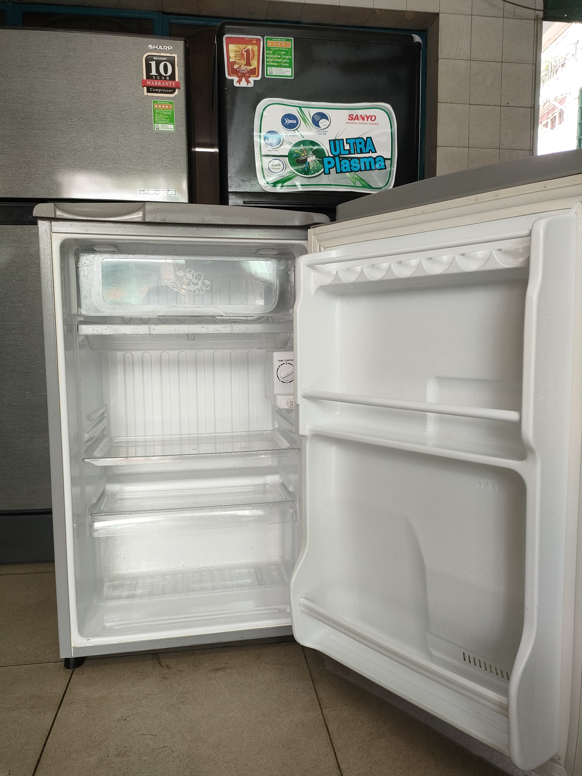 Tủ lạnh aqua 95 lít