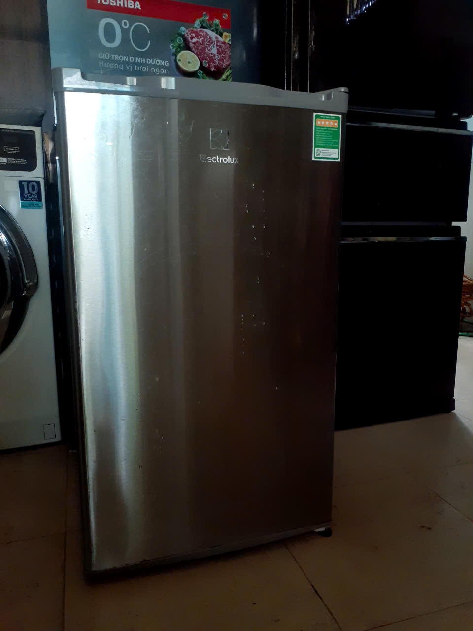 Tủ lạnh electrolux 92 lít