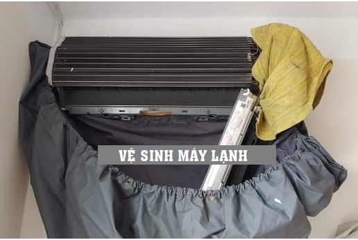 Giá vệ sinh máy lạnh