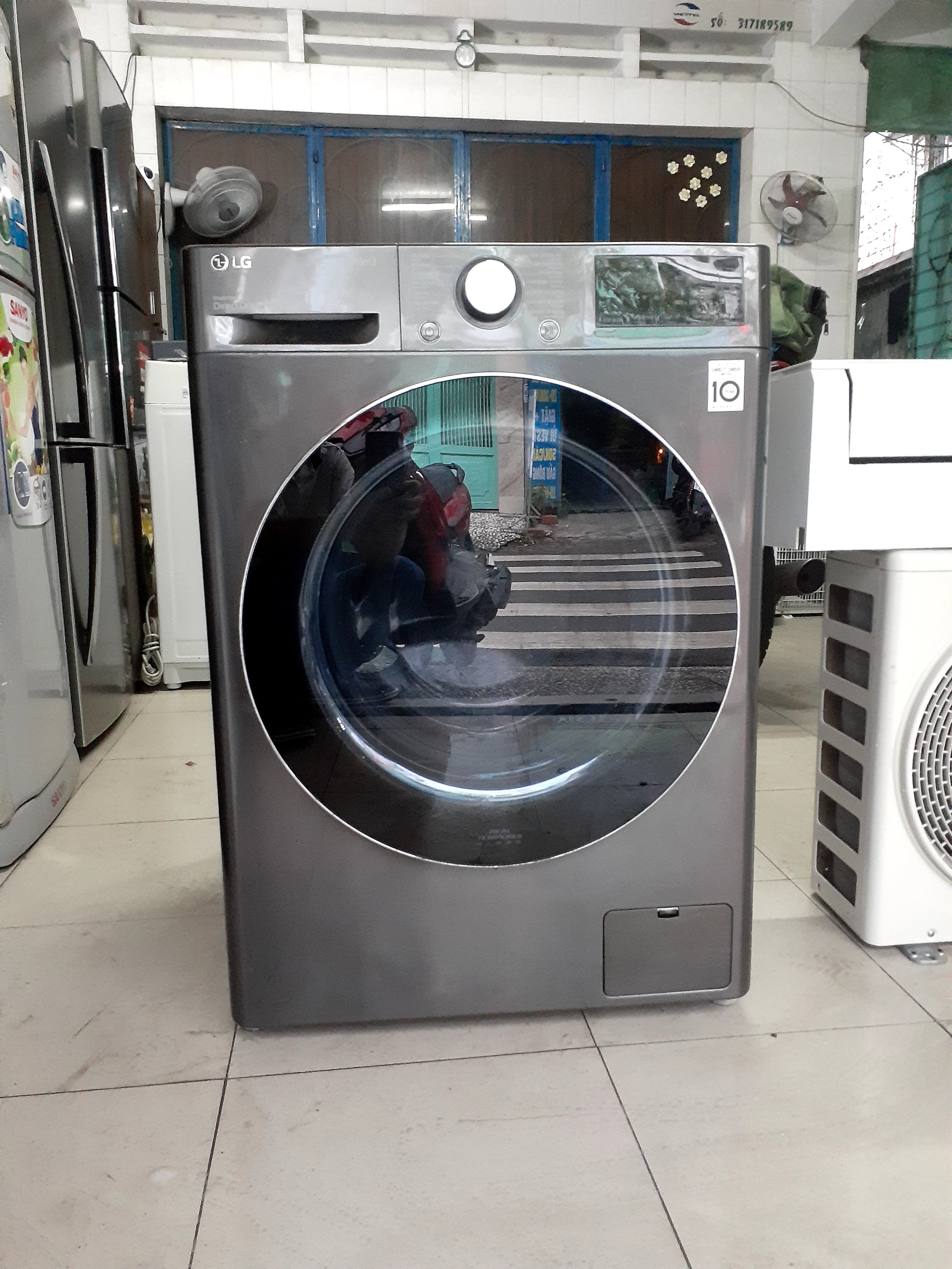Máy giặt LG inverter 10kg FV1410S3B
