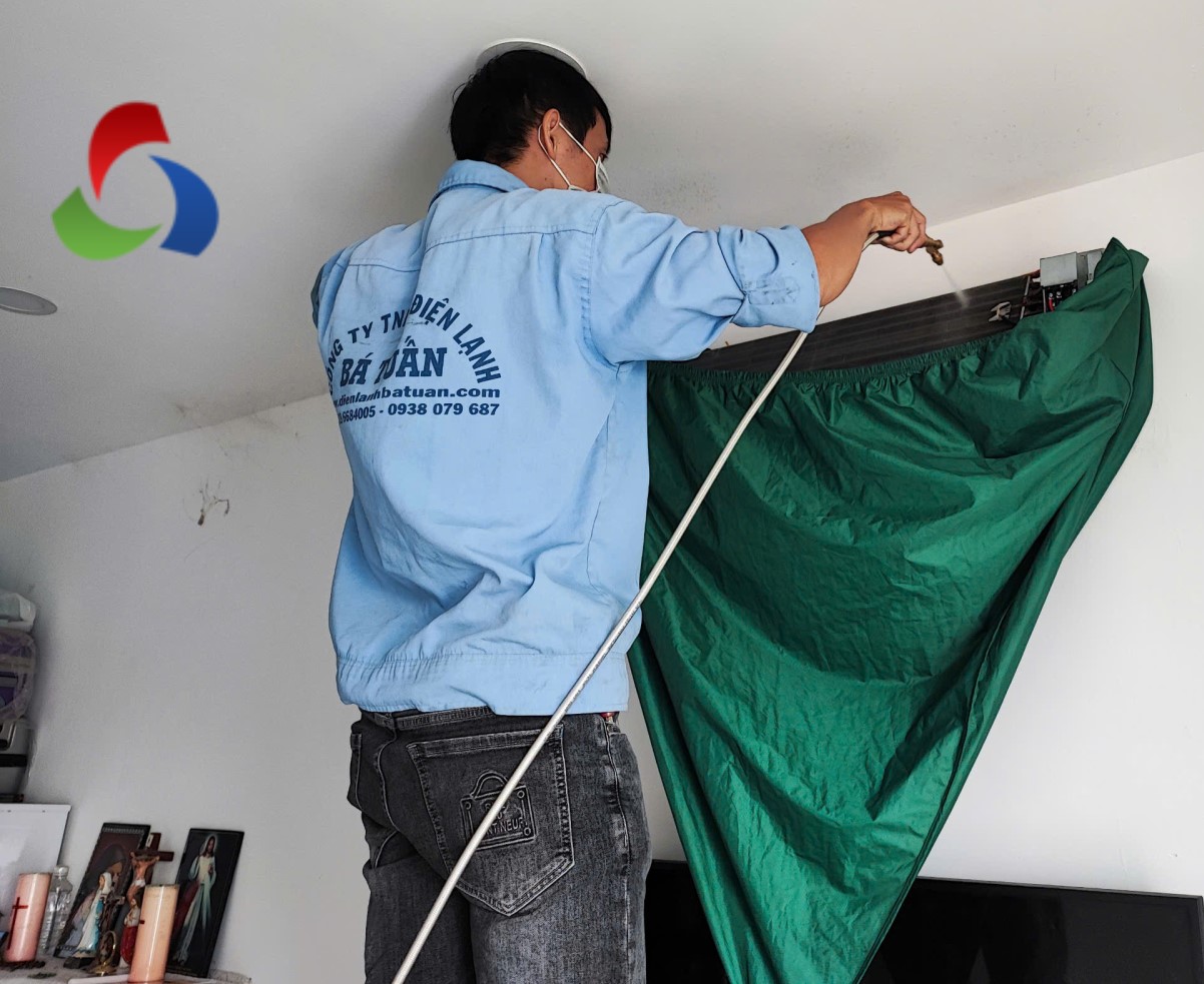 Vệ sinh máy lạnh